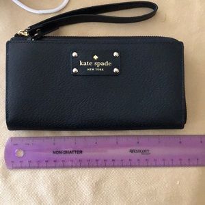 Kate Spade NWT Layton Wristlet
